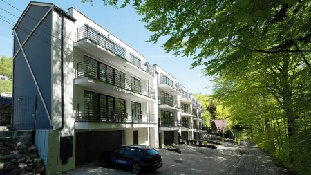 Ski & Bike, Sun & Snow Отели рядом с достопримечательностью «Estrada Skalite»