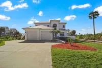 Seaside Haven - WiFi, Cozy Fireplace, Ocean Views Hotels in Palm Coast
