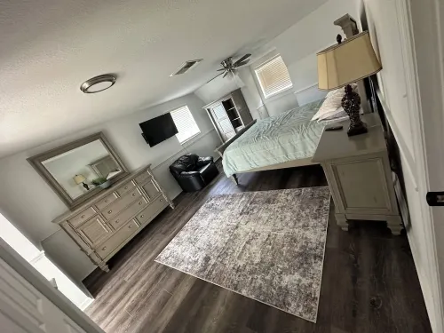 Spacious 5 Bedroom 3.5 Bath Pool Home with Gym!!