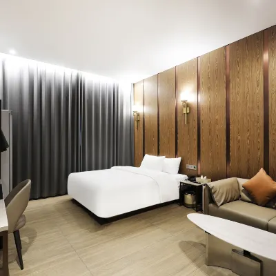 Hound Hotel Incheon Airport Hotel berhampiran Unseo-dong