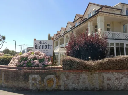 Bonair Hotel