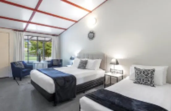 Dartmouth Motor Inn Hoteles en 