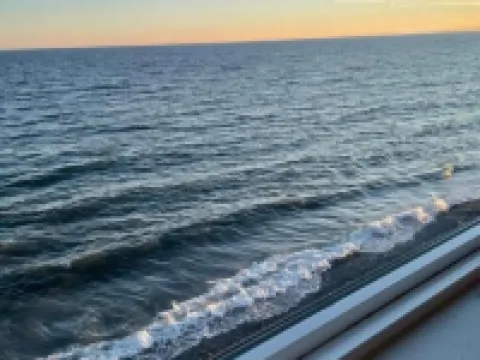 The Shack Inn Hotels in Homer