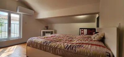 Villa "farfalla" à 5minutes du Centre-ville de Narbonne, Près de la mer Camping Paradis Soleil d'Oc附近的飯店