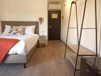 Porto d'Abrigo - Alojamento Local Hotel di Abrantes