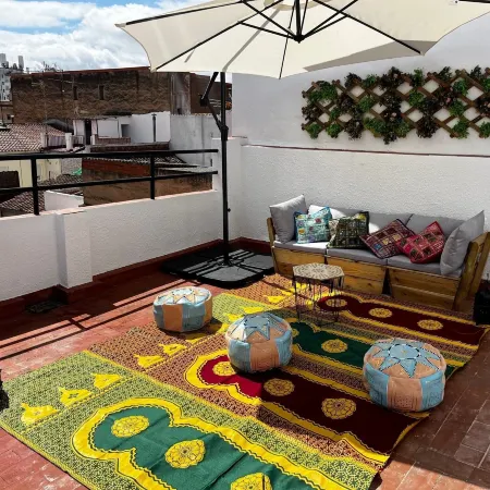 Apartamentos Mapamundi
