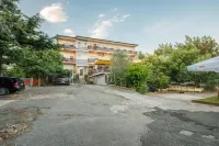 Ul. dr. Franje Tuđmana 71 Hotels in Starigrad