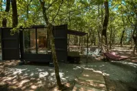 Chateau Vartsikhe Hotels in Варцихе