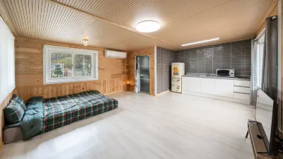 Chaesonghwa Glamping in Yeongcheon Hotels near Geojoam