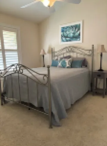 Upgraded 3:2 House in Amelia mins to Sumter Landing, golf & pool. New rental.