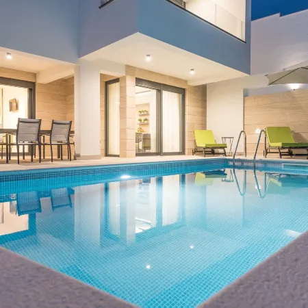Luxury Villas Joy