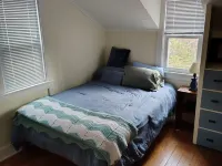 Cute 2-bedroom farmhouse in Trumansburg with WiFi Hotels in Ulysses