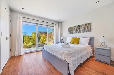 Entire guest suite - 5 min from the beach Hotel in zona Cullen's House in Twilight