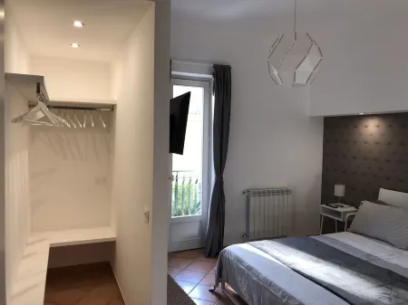 Etna Holidays Home Leo