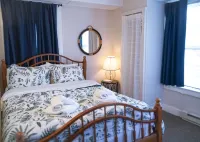 79-1 3br apartment Yantic Falls附近的飯店