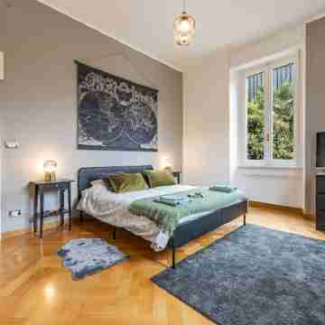 AHIMSA - Your classy place in the City Center Rooms