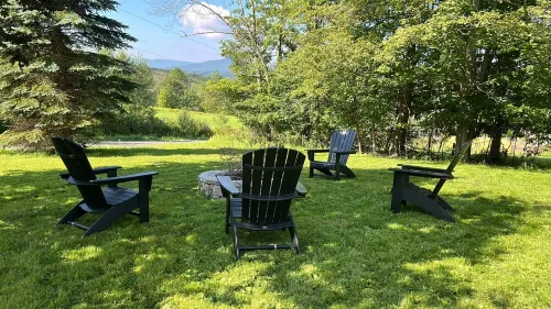 4 bedroom house 10 minutes to Windham Mountain