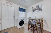 The Southern Charm. 10 minutes away from Fort Moore/Benning. Budget friendly!