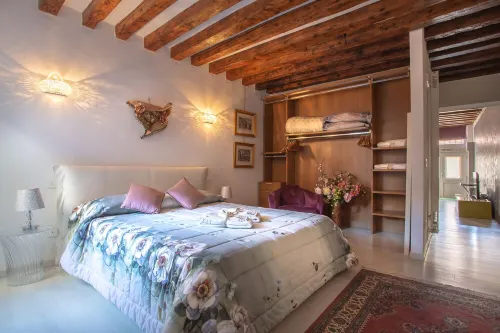 Your Luxury Loft in Heart of Venice!Great discount during Autumn/Winter season!