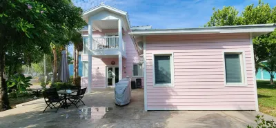 Ultimate Beach House のホテル