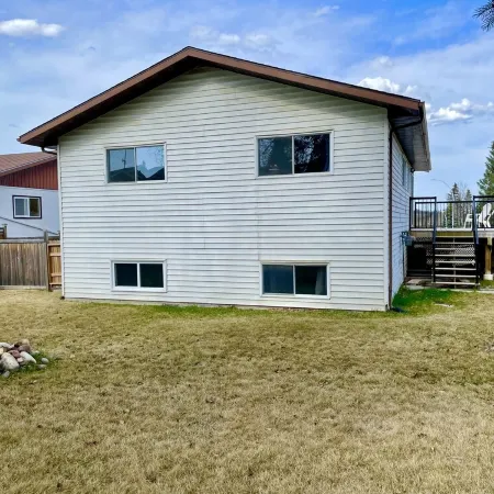 Spacious 4-BR Home near Jasper!