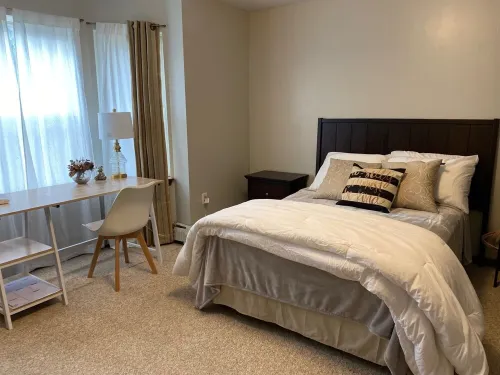 BEAUTIFUL 3BDRM HOME in heart of the PoconoMTNS - CLS2SkiSLOPES Hotels in Chestnuthill Township