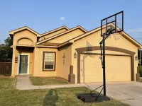 Casa Siesta - Best Family Home for up to 10 Hotels near Carlsbad Caverns National Park