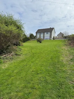 Peaceful oasis in the heart of New Ross town!