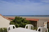 Beach house facing the sea