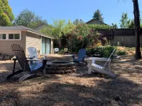 NEW! 3 BED 2 BATH Utopian Ukiah Hotels in Ukiah