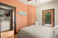 Cara’s Cozy Cabin Retreat