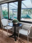 Holiday retreat in the heart of old Cromwell!