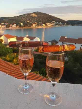 Sea view, 70 m², directly on the sea in Tisno, 2 bedrooms and bathroom