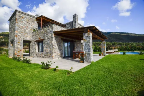 VILLA KORE ELAFONISSI Hotels in Inachori