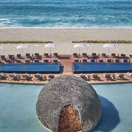 Viceroy Ocean View Apartment with hotel services