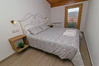 Rural house (full rental) La Bodega de Puy for 8 people