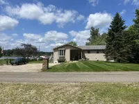 GRAHAM HOUSE /Relax, Walkout. close to Casino, farmers market,shops, and eats