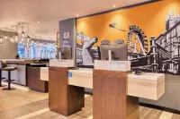 Premier Inn Swindon Town Centre