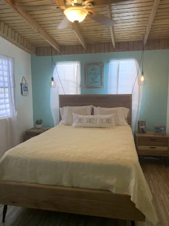 Casita tres mares!! Custom Home With private  Pool, Outdoor Grill, Easy Beach Wa