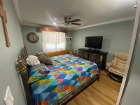 Spacious 4 bed & 2 bath House Near UBS Arena, JFK, and NYC Hotels in Elmont