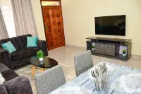 Stylish fully furnished 2 bedroom  2 bath in Kitale 5 min from city center