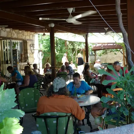 Polis villa rental with shared pool, Wi-Fi, balcony, terrace and air con