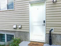 Comfy 2BR Guest Suite in Leduc 12 Mins to YEG Airport Hotels in Leduc