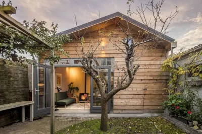 Super location, quiet place, yet in the middle of the bustling center of Alkmaar