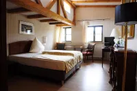 Hotel Schlossresidenz Heitzenhofen Hotels in Beratzhausen