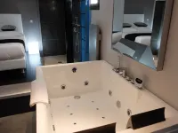 Be Loft B&B Pool & Spa - Küvet