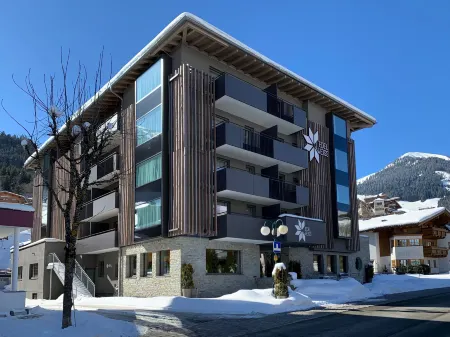 Hotel Edelweiss Отели в г. Hinterglemm