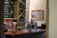 SCLC 宮殿旅館飯店 - 酒吧