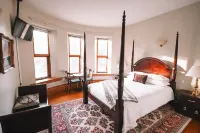 Bellas Castle Hotels in Morden