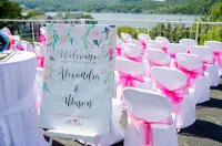 Lake Breeze Resort Hotels in Russell Township